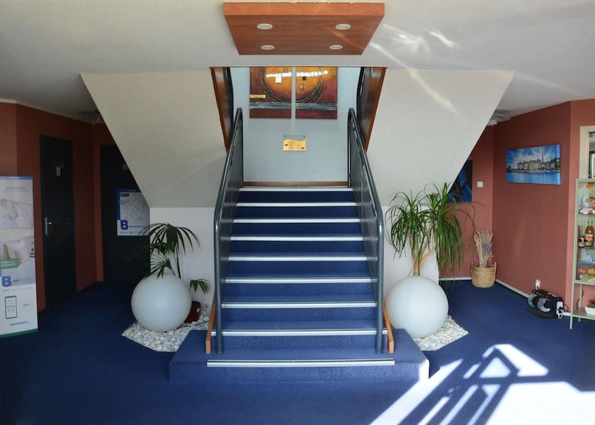 Normandy Herouville-Saint-Clair Reception