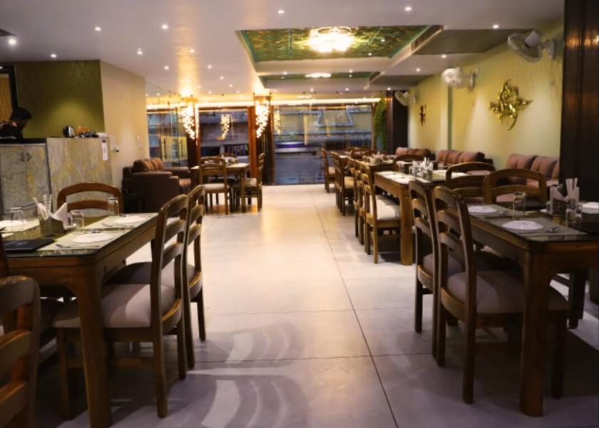 Madhya Pradesh Chatarpur Food & Dining