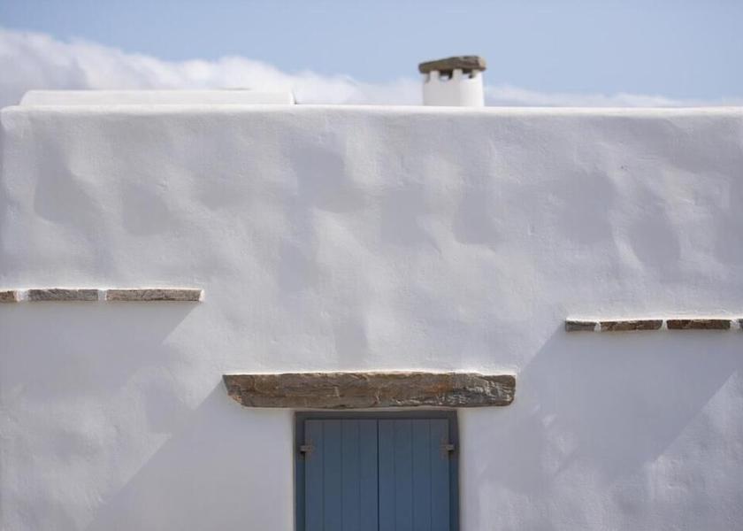  Paros Exterior Detail