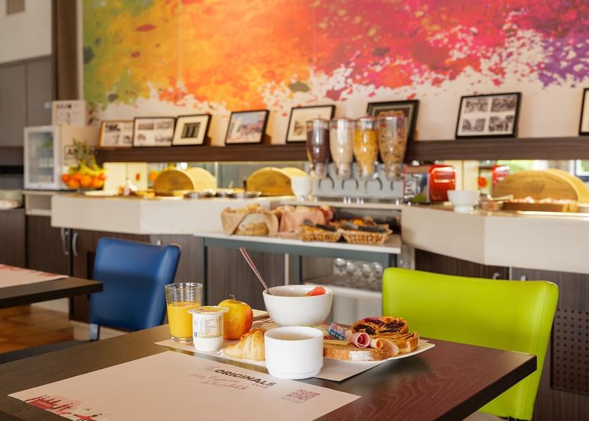 Hauts-de-France Fontaine-Notre-Dame Breakfast buffet