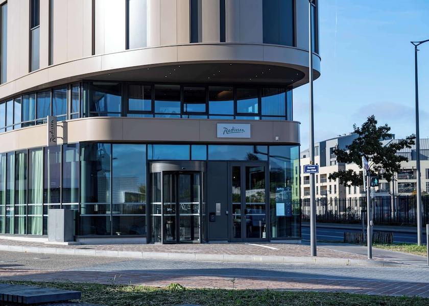 Grand Est Reims Exterior
