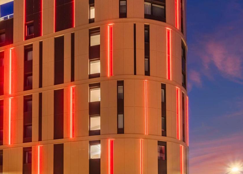 Grand Est Reims exterior view