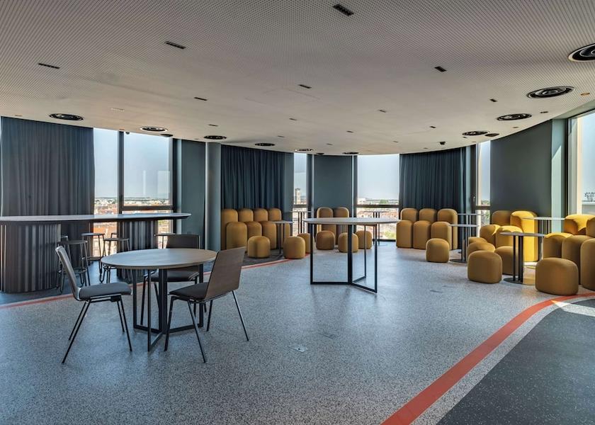 Grand Est Reims Meeting facility