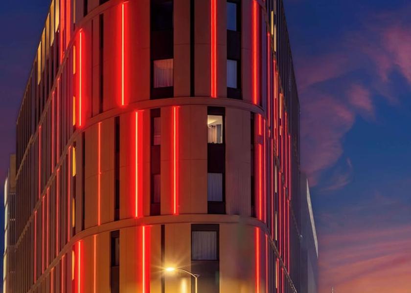 Grand Est Reims Exterior