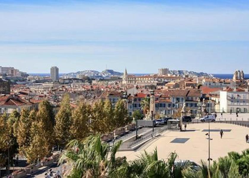 Provence-Alpes-Côte d'Azur Les Pennes-Mirabeau Nearby attraction