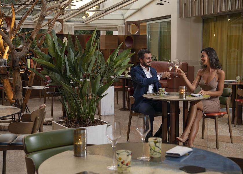 Veneto Bardolino Dining Area