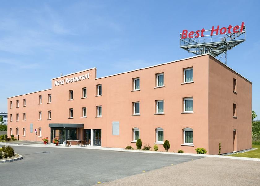 Grand Est Reims Facade