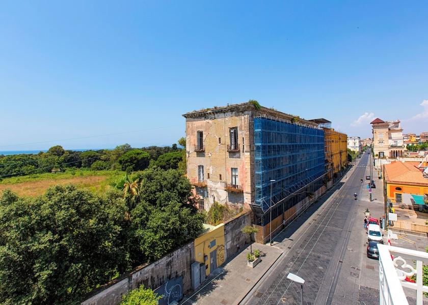 Campania Ercolano Water View