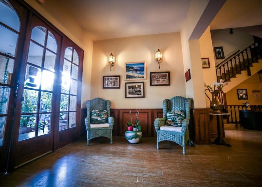 Corsica Lucciana Lobby