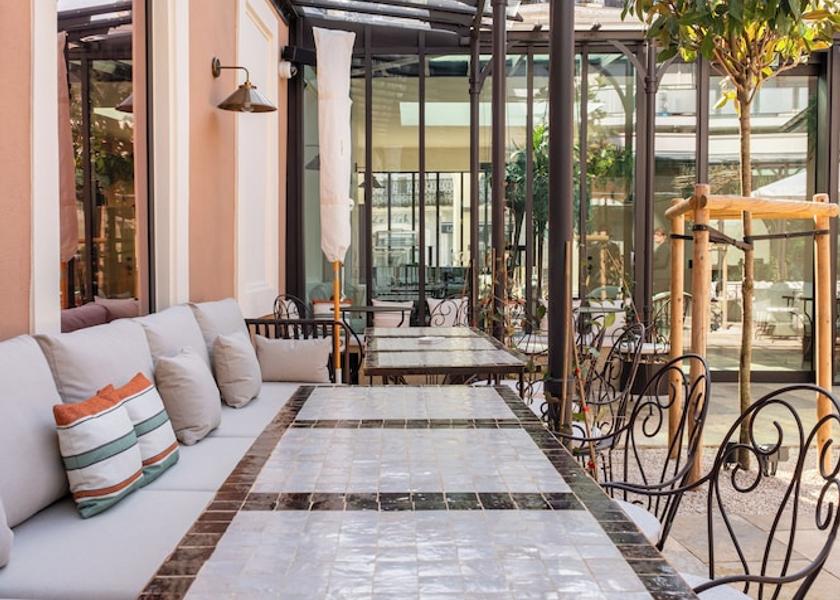 Auvergne-Rhone-Alpes Aix-Les-Bains Terrace