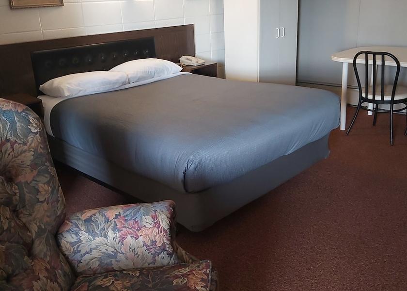 Alberta Grande Cache Room