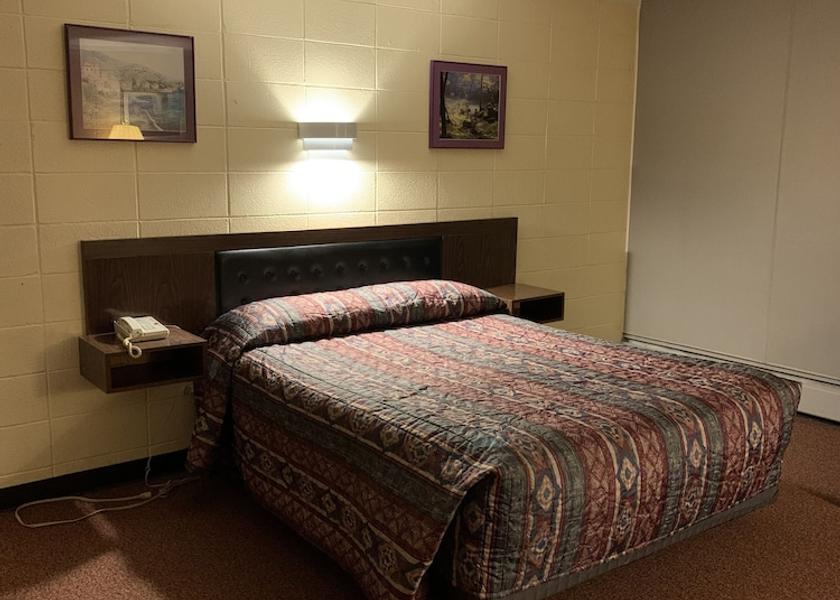 Alberta Grande Cache Room
