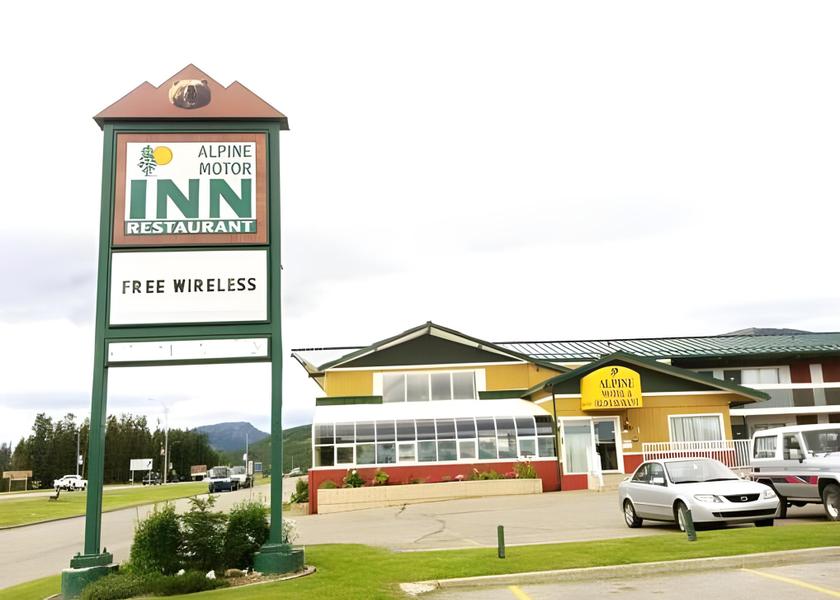 Alberta Grande Cache Hotel Exterior