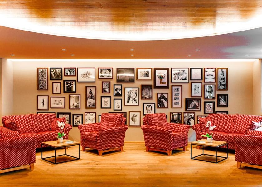 Bavaria Prien am Chiemsee Lobby lounge