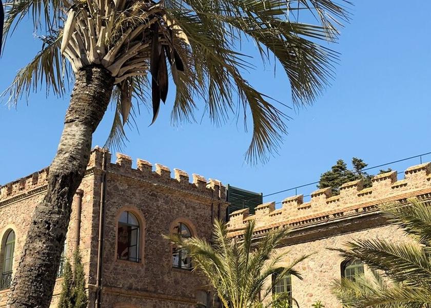 Provence - Alpes - Cote d'Azur Theoule-sur-Mer Exterior Detail