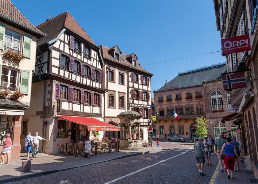 Grand Est Obernai Exterior Detail
