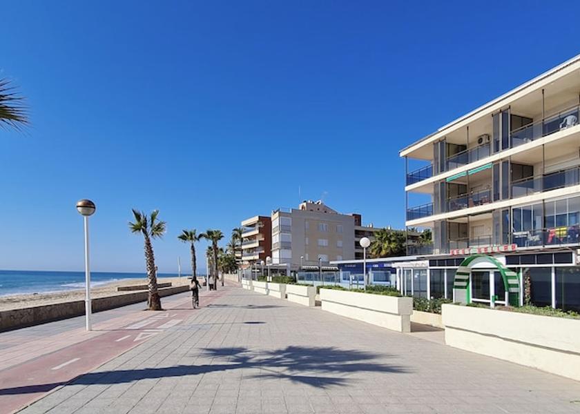 Catalonia Cambrils Facade
