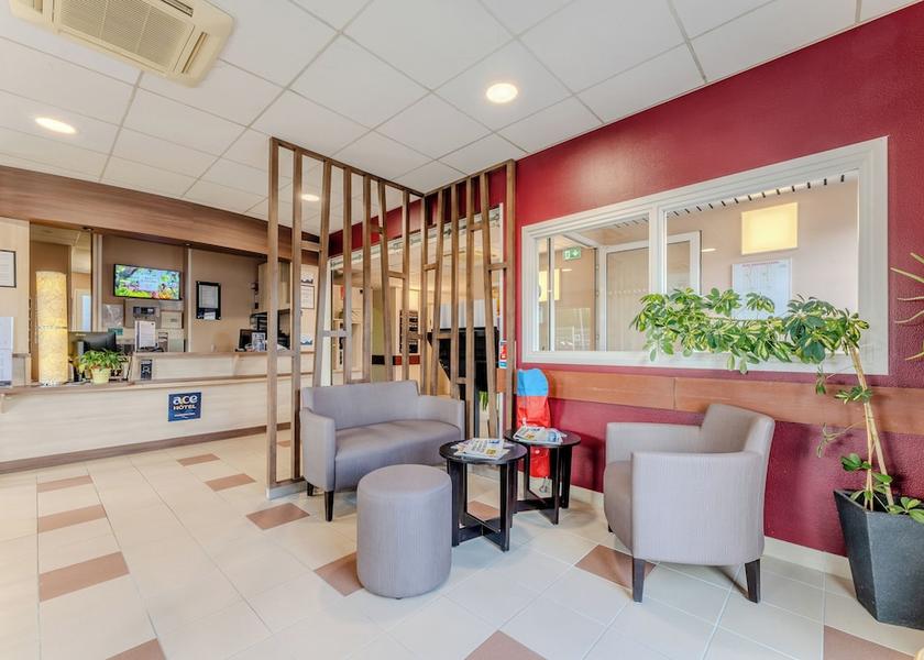Hauts-de-France Noyelles-Godault Reception