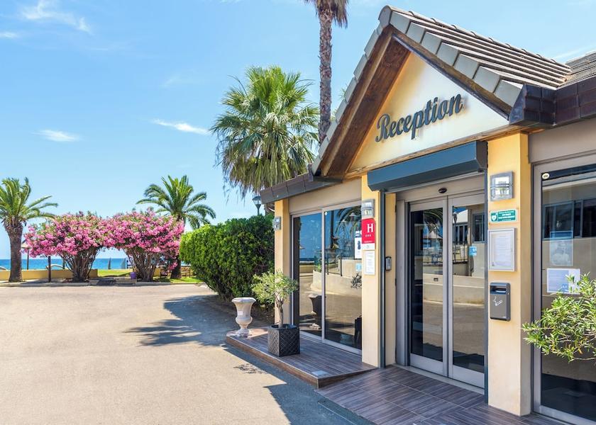 Corsica Penta-di-Casinca Front of property