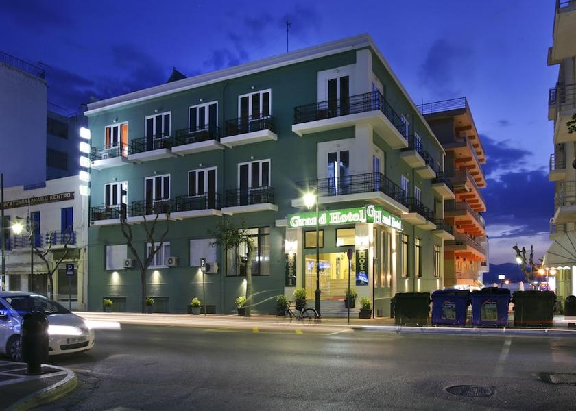 Peloponnese Region Loutraki-Agioi Theodoroi Front of property - evening/night