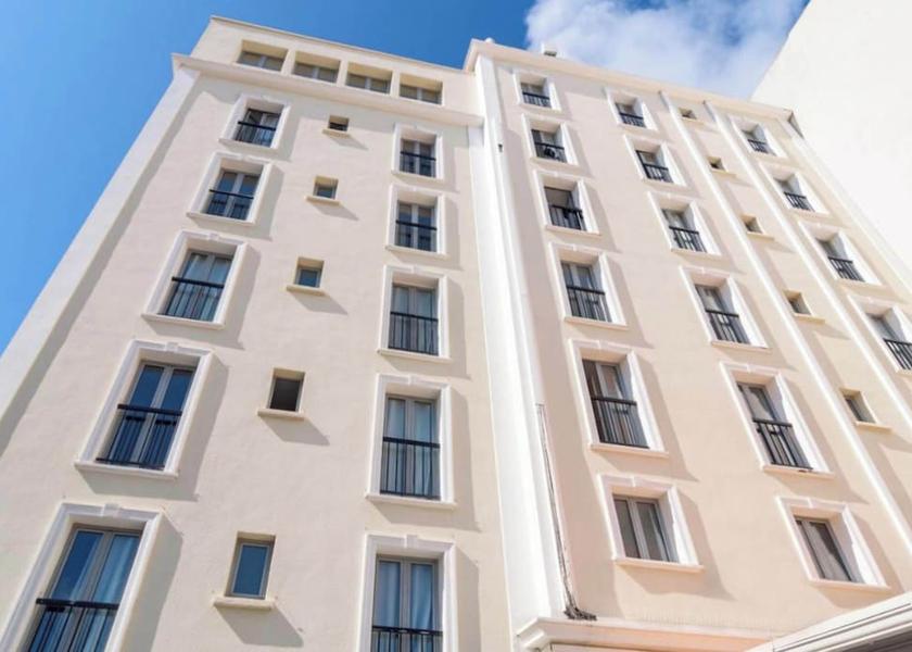 Provence - Alpes - Cote d'Azur Antibes Facade