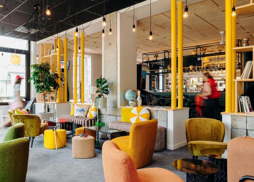 Auvergne-Rhone-Alpes Saint-Gervais-les-Bains bar/lounge