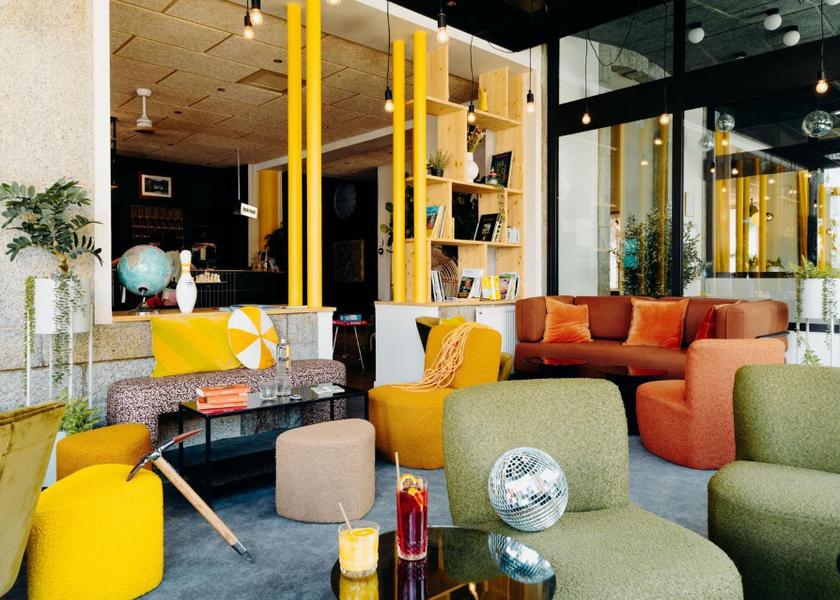 Auvergne-Rhone-Alpes Saint-Gervais-les-Bains bar/lounge