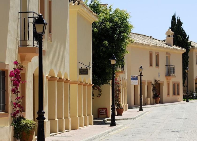  Cartagena Exterior Detail