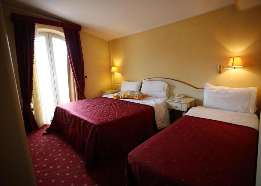 Campania Atena Lucana Triple Room