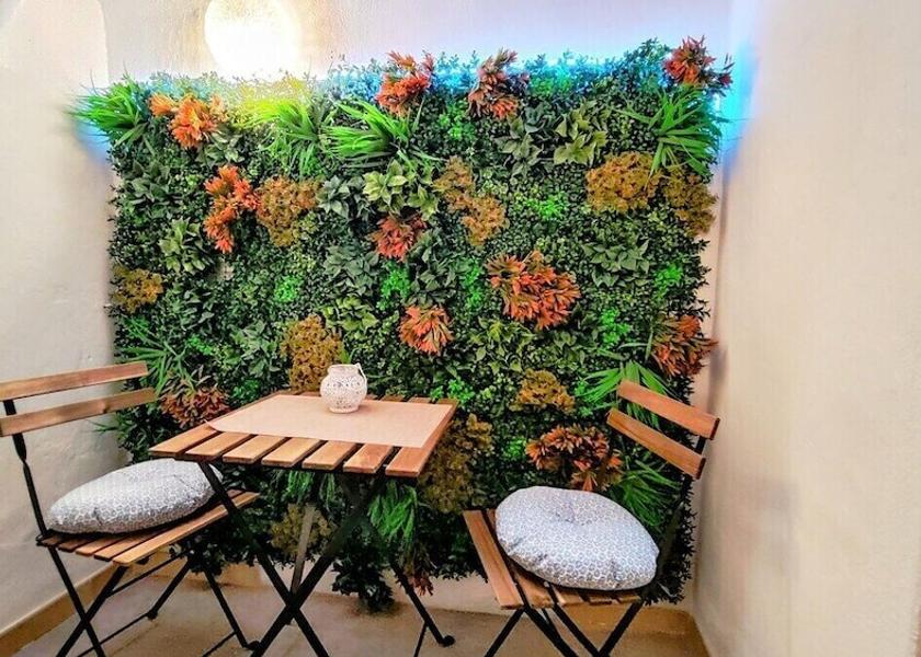 Provence - Alpes - Cote d'Azur Cannes Dining Area