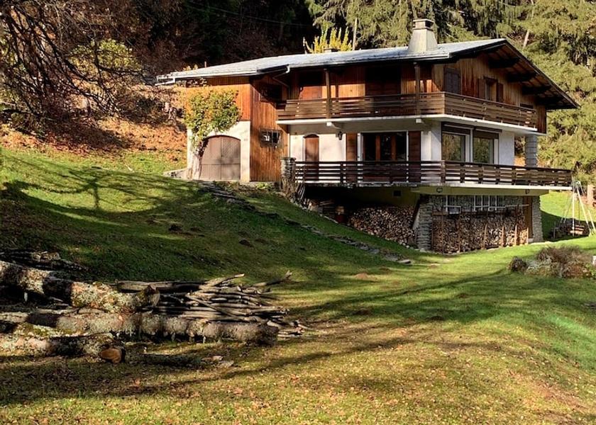 Auvergne-Rhone-Alpes Les Houches Garden