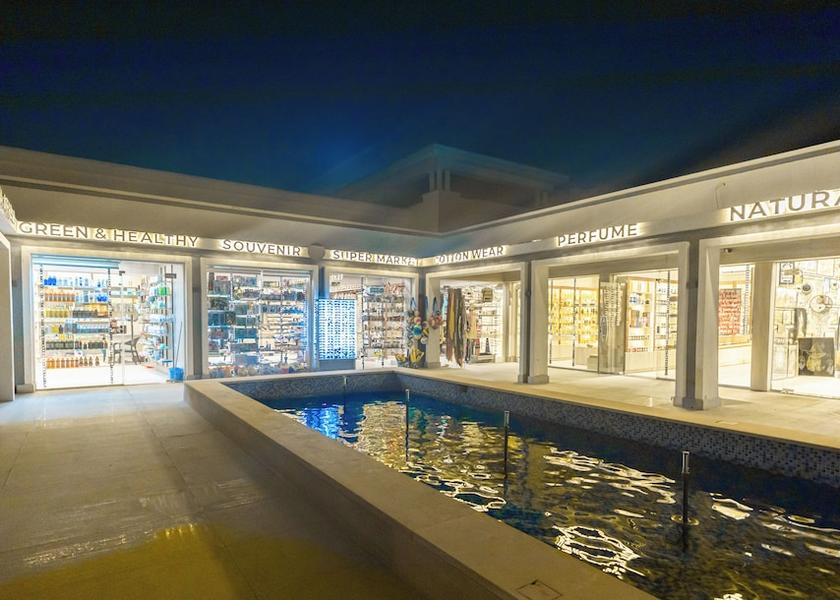 Red Sea Governorate Sahl Hasheeh Shopping mall