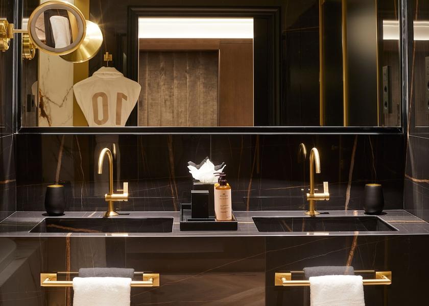  Escaldes-Engordany Bathroom