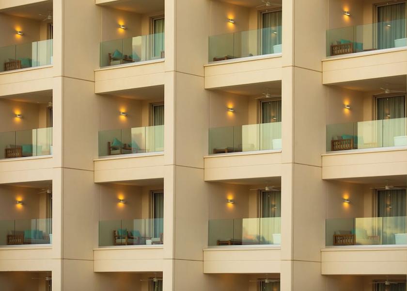  Oranjestad Exterior Detail