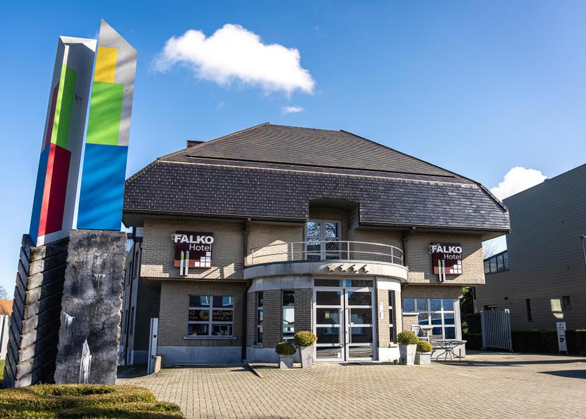 Flemish Region Meise exterior view