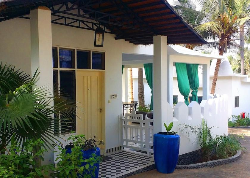  Serrekunda Room