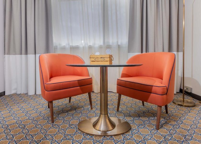 Algiers Room