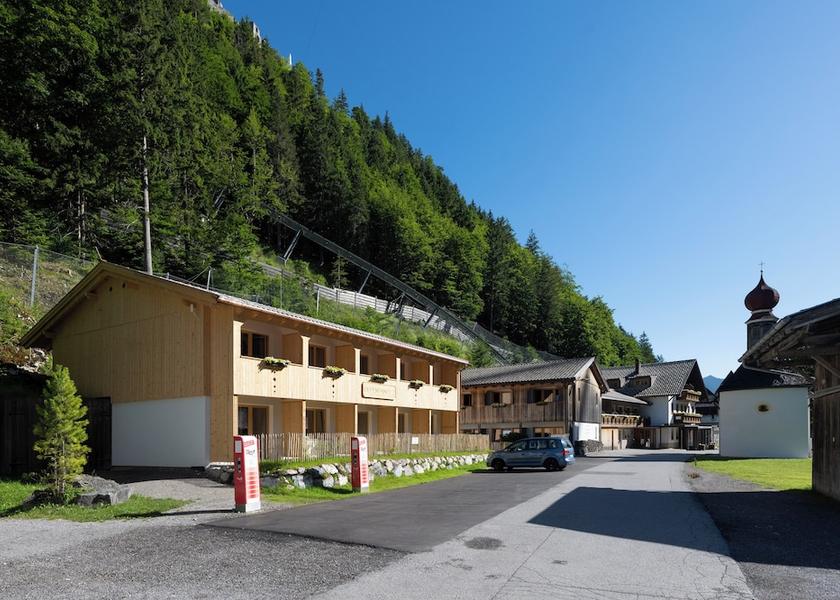 Tyrol Reutte Exterior Detail