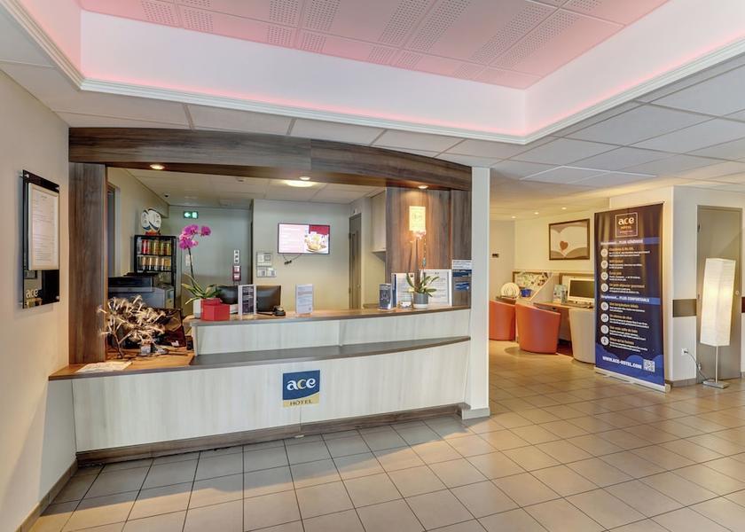 Auvergne-Rhone-Alpes Saint-Victor Reception