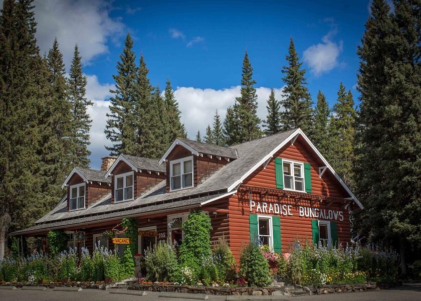 Alberta Lake Louise Reception