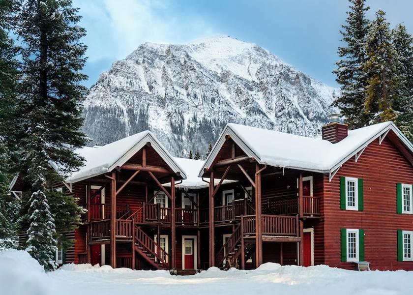 Alberta Lake Louise Exterior