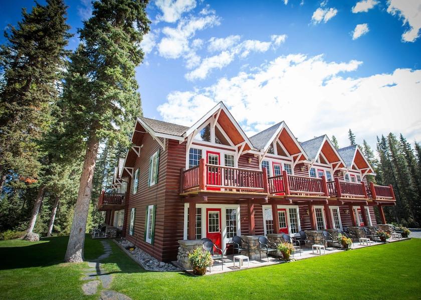 Alberta Lake Louise Exterior