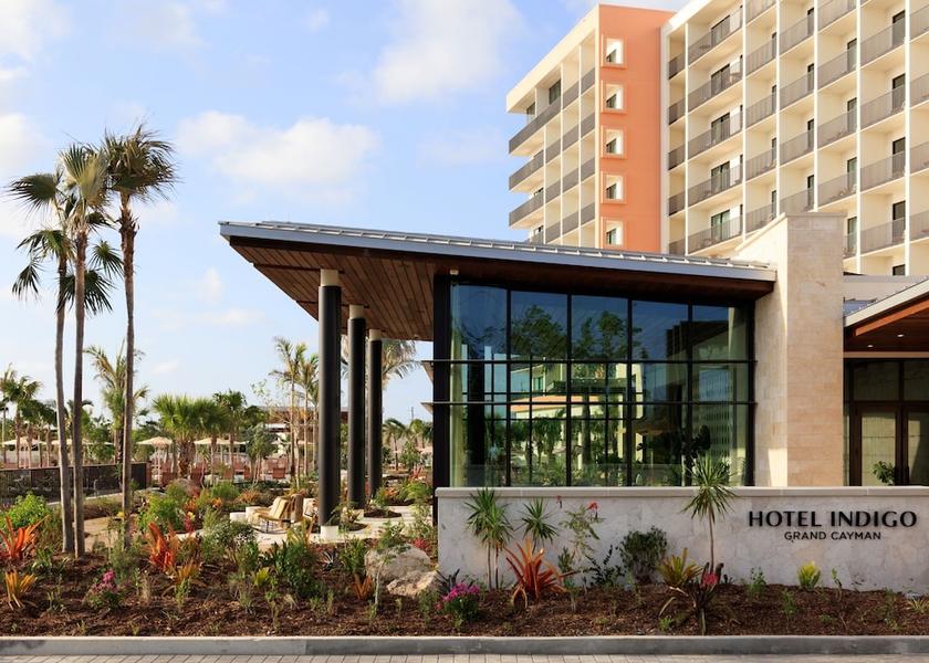  Seven Mile Beach Exterior Detail