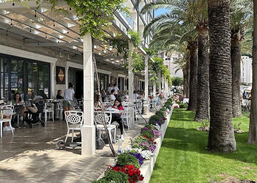  Becici Property Grounds