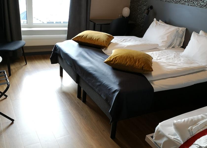 Nordland Moskenes Room