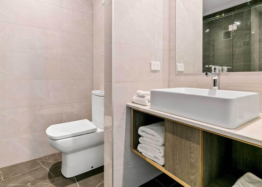 Canterbury Mount Cook Bathroom