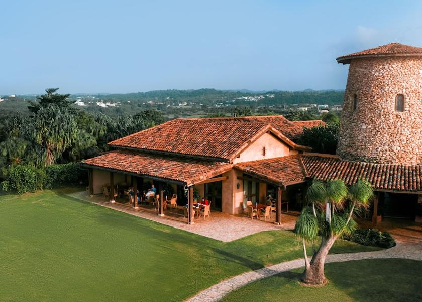  Isabela Restaurant