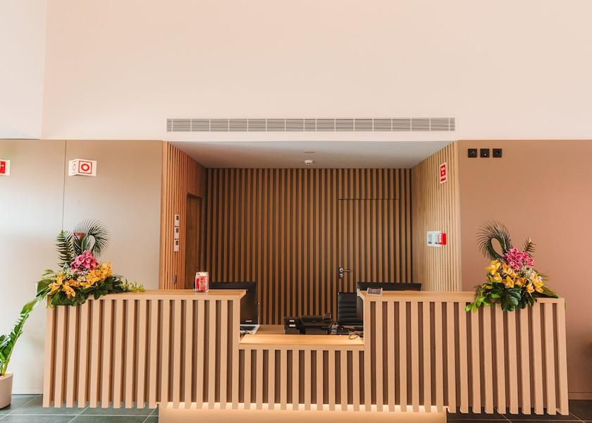 Azores Madalena Reception