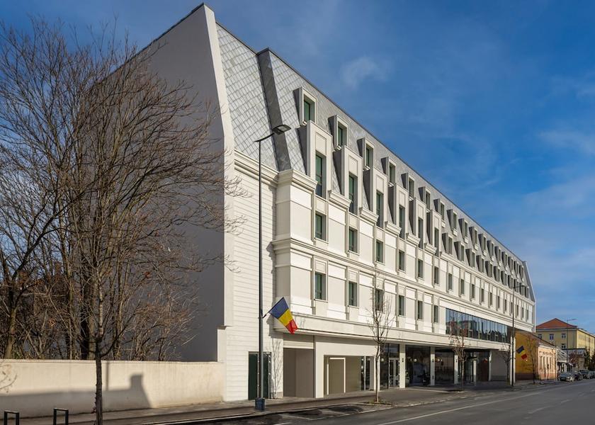  Cluj-Napoca Exterior Detail