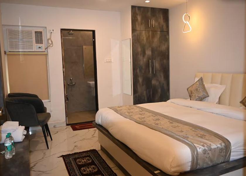 Uttar Pradesh Ayodhya Deluxe Room